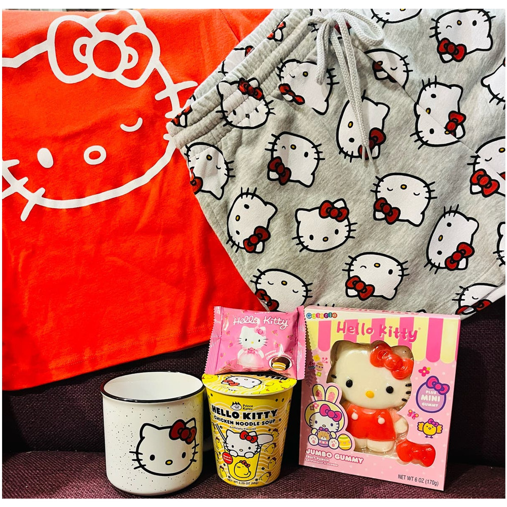 Hello Kitty Easter filler large Shirt and Shorts